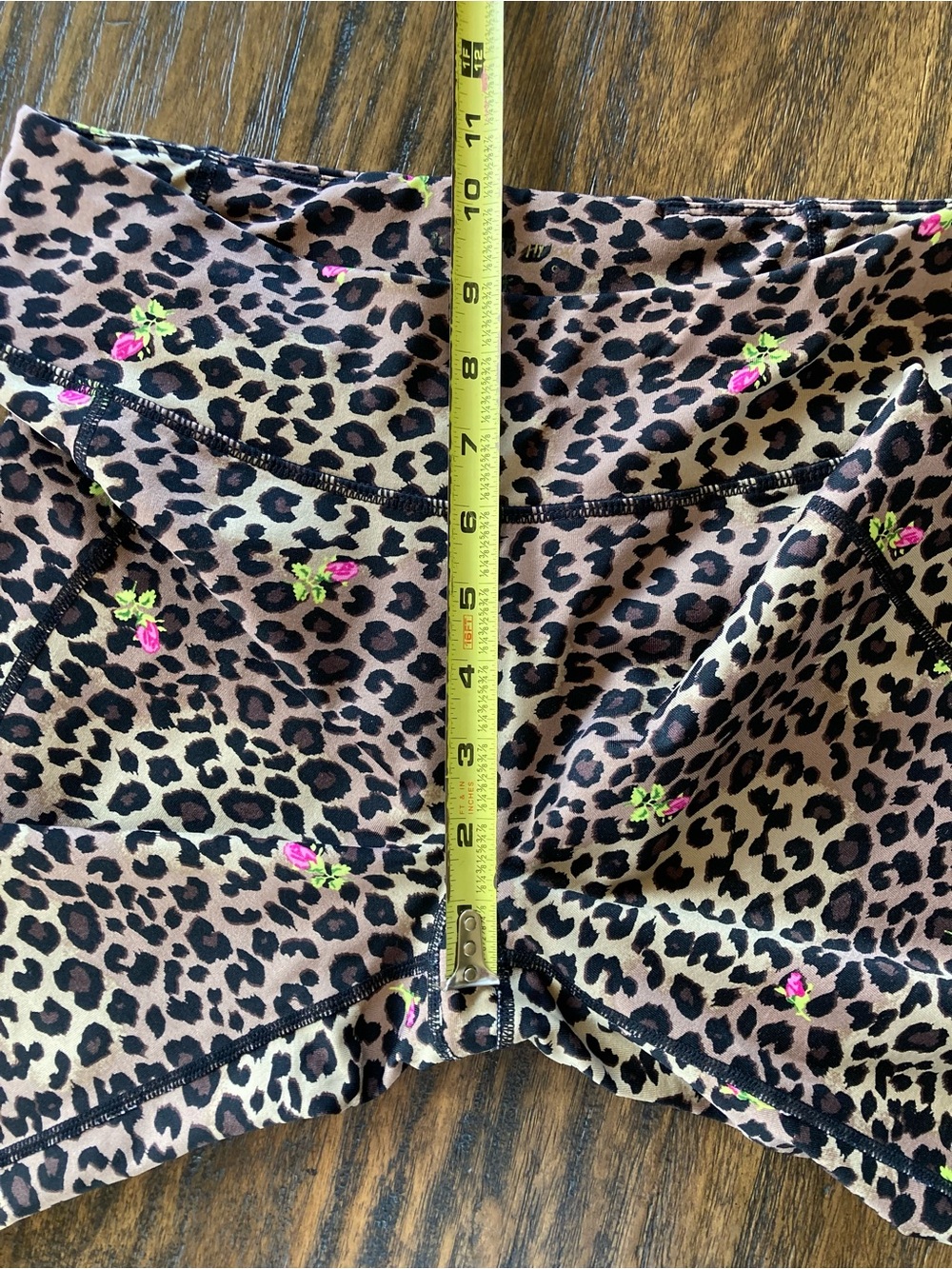 Y2K Betsy Johnson Leopard Animal Print Capri Cropped Leggings - Picture 9 of 10